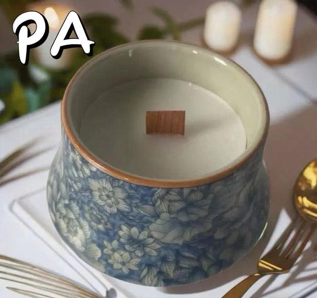 Blue and white ice plum ceramic smokeless scented candle